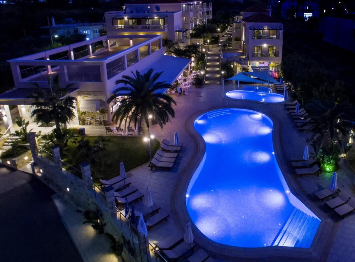 Isida Hotel Agia Marina 外观 照片