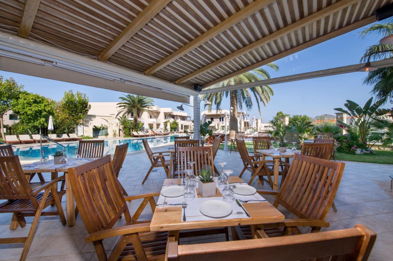 Isida Hotel Agia Marina 外观 照片