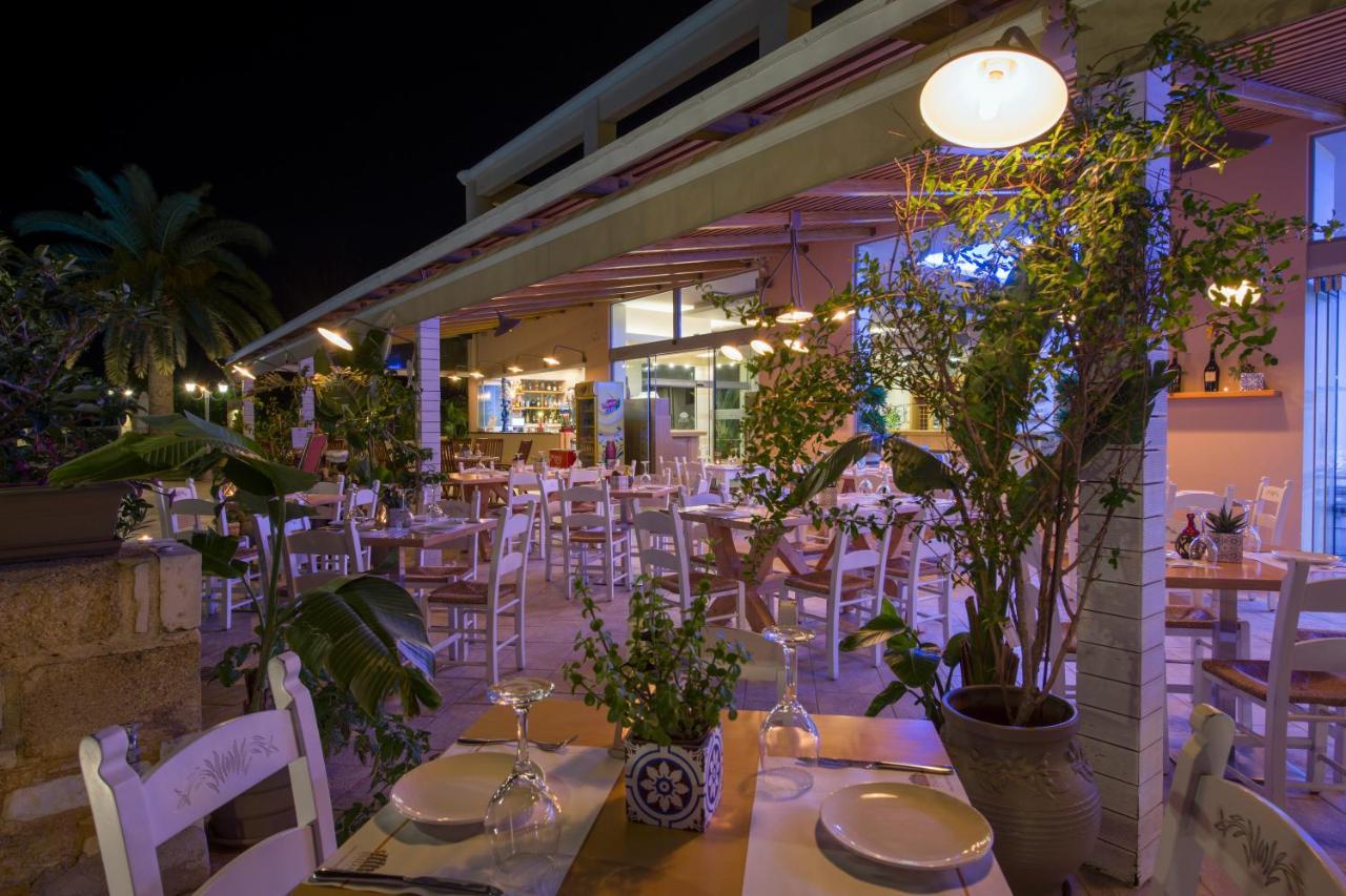Isida Hotel Agia Marina 外观 照片
