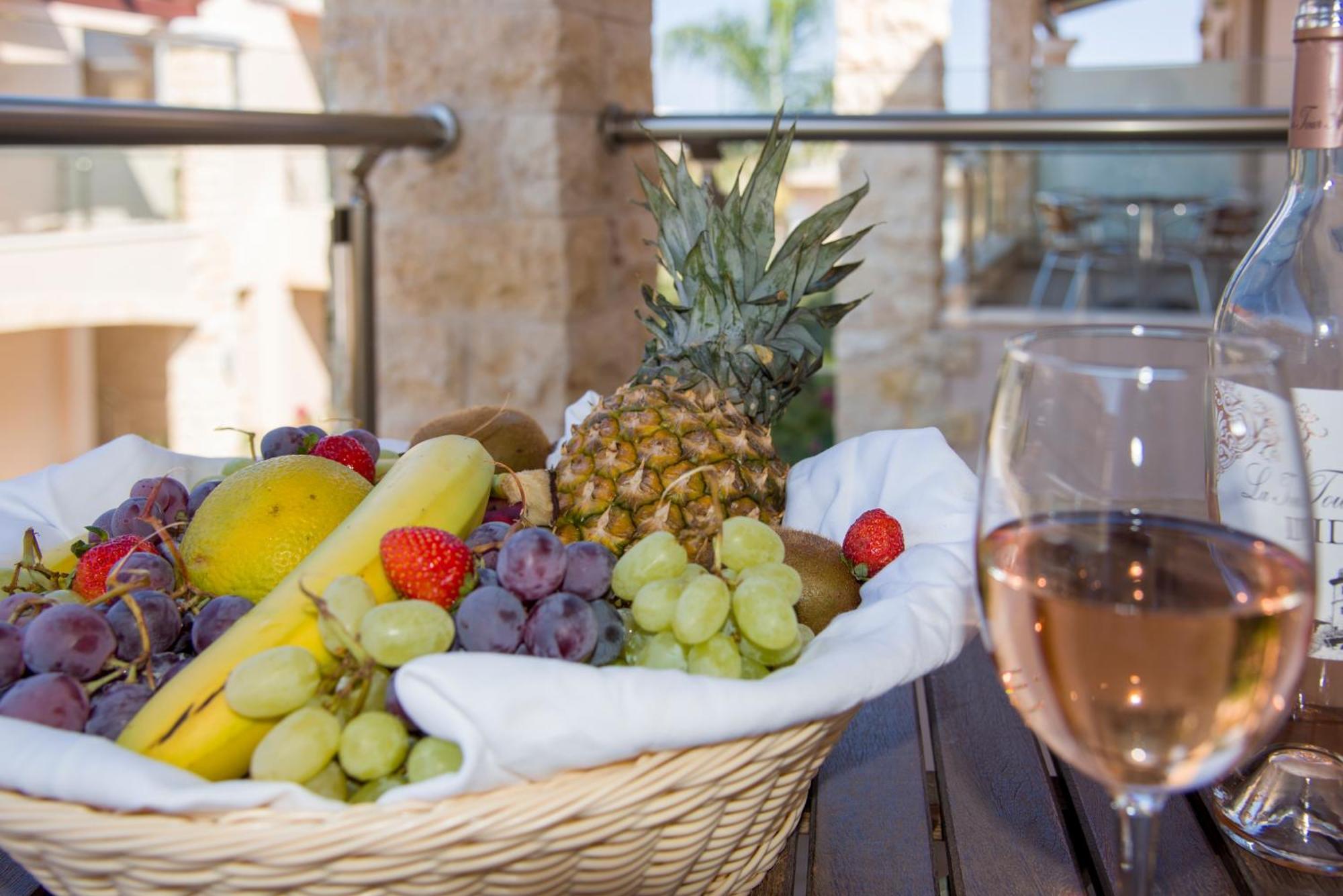 Isida Hotel Agia Marina 客房 照片