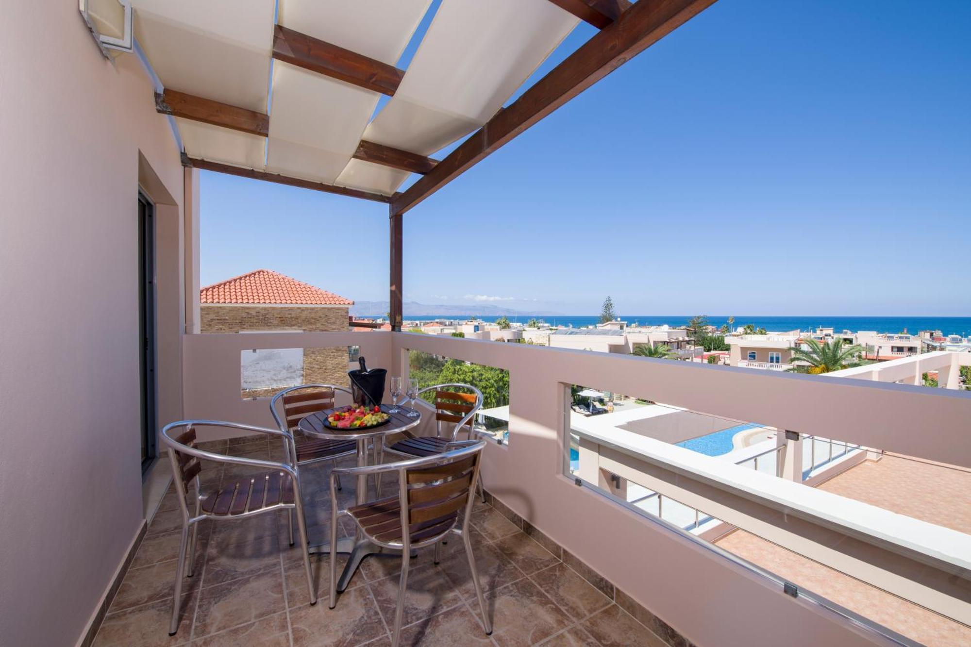 Isida Hotel Agia Marina 客房 照片