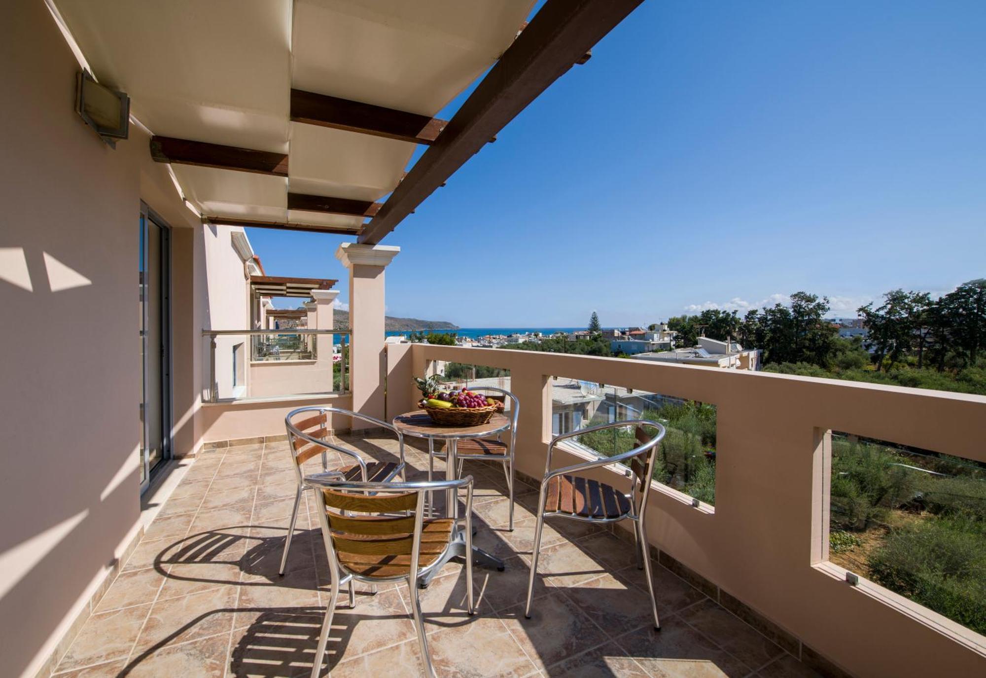Isida Hotel Agia Marina 客房 照片
